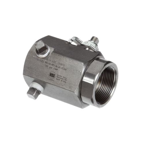 BKI (Barbeque King) SB1999S Fryer Drain Valve Body W/Plugs 1-1/2"